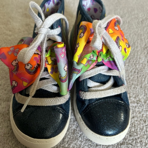 𝅺Jojo Siwa Sparkly Denim High Tops Rainbow heart bow size 13 - Picture 9 of 14